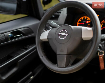 Сірий Опель Зафіра, об'ємом двигуна 1.8 л та пробігом 186 тис. км за 7750 $, фото 12 на Automoto.ua