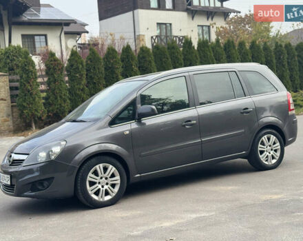 Опель Зафира 2011 в Тернополе на Automoto.ua Серый Опель Зафира, объемом двигателя 1.69 л и пробегом 220 тыс. км за 6500 $, фото 67 на Automoto.ua