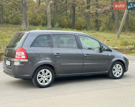 Опель Зафира 2011 в Тернополе на Automoto.ua Серый Опель Зафира, объемом двигателя 1.69 л и пробегом 220 тыс. км за 6500 $, фото 32 на Automoto.ua