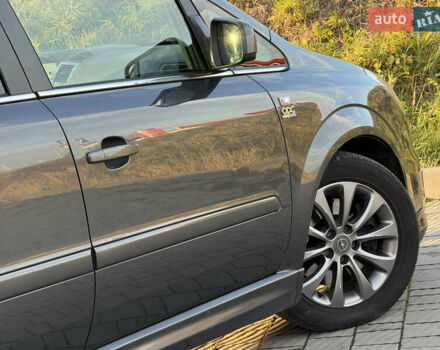 Серый Опель Зафира, объемом двигателя 1.7 л и пробегом 257 тыс. км за 7200 $, фото 22 на Automoto.ua