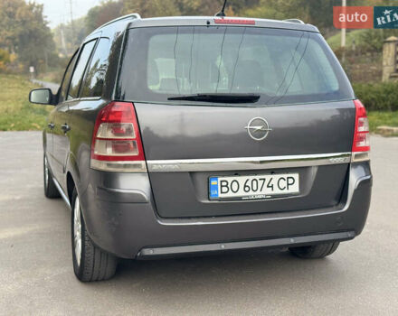 Опель Зафира 2011 в Тернополе на Automoto.ua Серый Опель Зафира, объемом двигателя 1.69 л и пробегом 220 тыс. км за 6500 $, фото 49 на Automoto.ua