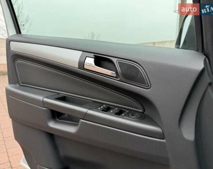 Серый Опель Зафира, объемом двигателя 1.7 л и пробегом 229 тыс. км за 8399 $, фото 73 на Automoto.ua