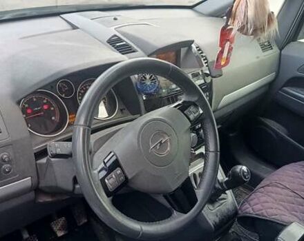 Сірий Опель Зафіра, об'ємом двигуна 1.69 л та пробігом 185 тис. км за 7200 $, фото 7 на Automoto.ua