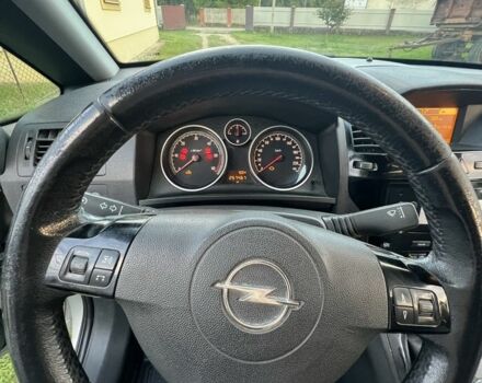 Серый Опель Зафира, объемом двигателя 1.7 л и пробегом 258 тыс. км за 6000 $, фото 19 на Automoto.ua