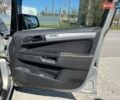 Серый Опель Зафира, объемом двигателя 1.7 л и пробегом 234 тыс. км за 7600 $, фото 19 на Automoto.ua