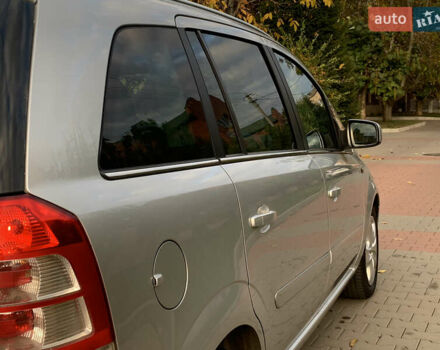 Серый Опель Зафира, объемом двигателя 1.8 л и пробегом 221 тыс. км за 5899 $, фото 24 на Automoto.ua