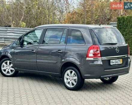 Опель Зафира 2011 в Виннице на Automoto.ua Серый Опель Зафира, объемом двигателя 1.6 л и пробегом 191 тыс. км за 6999 $, фото 2 на Automoto.ua