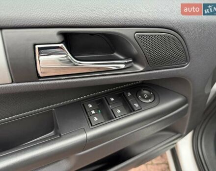 Серый Опель Зафира, объемом двигателя 1.7 л и пробегом 229 тыс. км за 8399 $, фото 75 на Automoto.ua