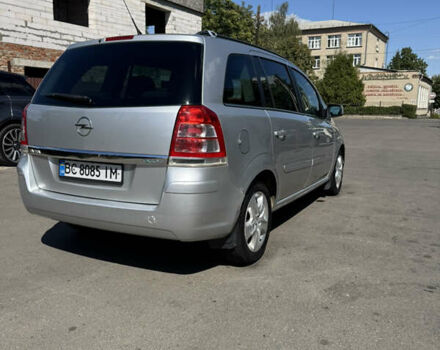 Серый Опель Зафира, объемом двигателя 1.69 л и пробегом 280 тыс. км за 6800 $, фото 1 на Automoto.ua