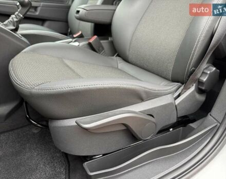 Серый Опель Зафира, объемом двигателя 1.7 л и пробегом 229 тыс. км за 8399 $, фото 82 на Automoto.ua