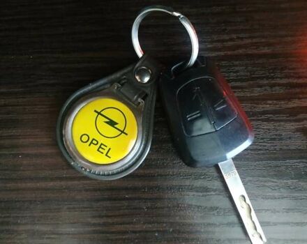 Серый Опель Зафира, объемом двигателя 1.7 л и пробегом 250 тыс. км за 6800 $, фото 17 на Automoto.ua