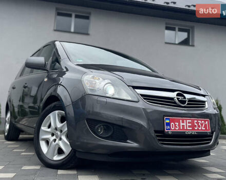 Сірий Опель Зафіра, об'ємом двигуна 1.7 л та пробігом 205 тис. км за 8299 $, фото 7 на Automoto.ua