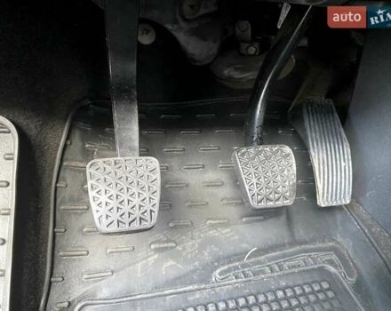 Серый Опель Зафира, объемом двигателя 1.6 л и пробегом 201 тыс. км за 6500 $, фото 22 на Automoto.ua