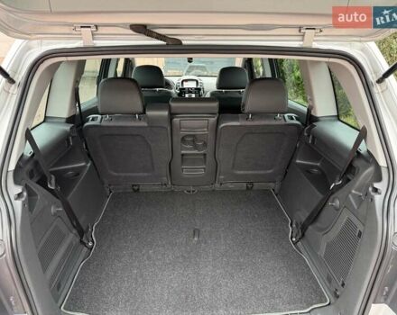 Серый Опель Зафира, объемом двигателя 1.7 л и пробегом 229 тыс. км за 8399 $, фото 163 на Automoto.ua