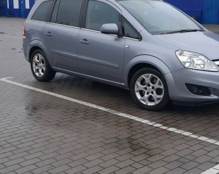 Серый Опель Зафира, объемом двигателя 1.7 л и пробегом 310 тыс. км за 6500 $, фото 4 на Automoto.ua