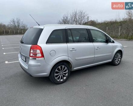 Сірий Опель Зафіра, об'ємом двигуна 1.8 л та пробігом 190 тис. км за 7750 $, фото 5 на Automoto.ua