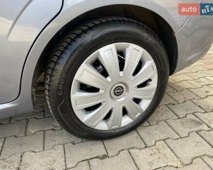 Серый Опель Зафира, объемом двигателя 1.7 л и пробегом 271 тыс. км за 7000 $, фото 8 на Automoto.ua