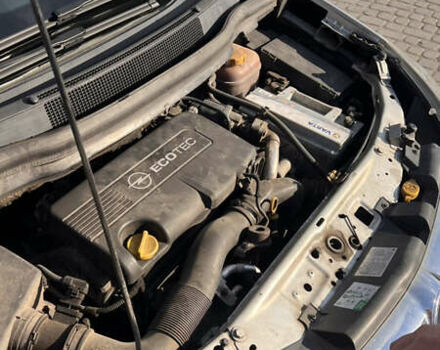 Серый Опель Зафира, объемом двигателя 1.7 л и пробегом 220 тыс. км за 6000 $, фото 24 на Automoto.ua