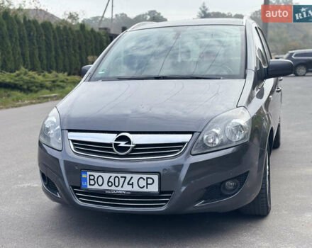 Опель Зафира 2011 в Тернополе на Automoto.ua Серый Опель Зафира, объемом двигателя 1.69 л и пробегом 220 тыс. км за 6500 $, фото 7 на Automoto.ua