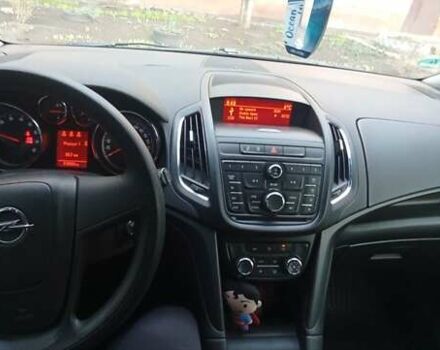 Серый Опель Зафира, объемом двигателя 1.36 л и пробегом 119 тыс. км за 7300 $, фото 2 на Automoto.ua