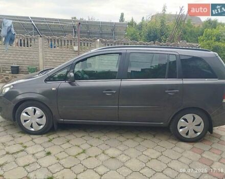 Серый Опель Зафира, объемом двигателя 1.69 л и пробегом 260 тыс. км за 6500 $, фото 24 на Automoto.ua