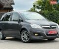 Серый Опель Зафира, объемом двигателя 1.8 л и пробегом 218 тыс. км за 7499 $, фото 3 на Automoto.ua