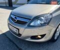 Серый Опель Зафира, объемом двигателя 1.7 л и пробегом 234 тыс. км за 7600 $, фото 7 на Automoto.ua