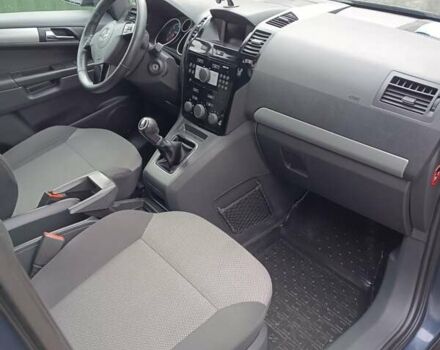 Сірий Опель Зафіра, об'ємом двигуна 1.7 л та пробігом 278 тис. км за 6999 $, фото 8 на Automoto.ua