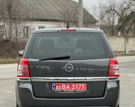 Сірий Опель Зафіра, об'ємом двигуна 1.6 л та пробігом 205 тис. км за 8200 $, фото 13 на Automoto.ua