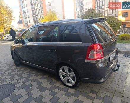 Опель Зафира 2011 в Ивано-Франковске на Automoto.ua Серый Опель Зафира, объемом двигателя 1.7 л и пробегом 261 тыс. км за 7950 $, фото 47 на Automoto.ua