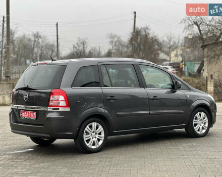 Сірий Опель Зафіра, об'ємом двигуна 1.6 л та пробігом 205 тис. км за 8200 $, фото 16 на Automoto.ua