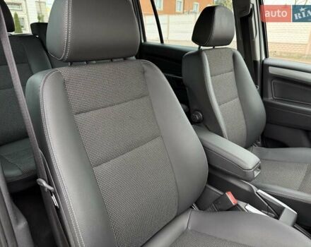 Серый Опель Зафира, объемом двигателя 1.7 л и пробегом 229 тыс. км за 8399 $, фото 124 на Automoto.ua