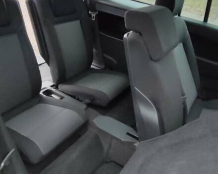 Серый Опель Зафира, объемом двигателя 1.7 л и пробегом 248 тыс. км за 7600 $, фото 34 на Automoto.ua