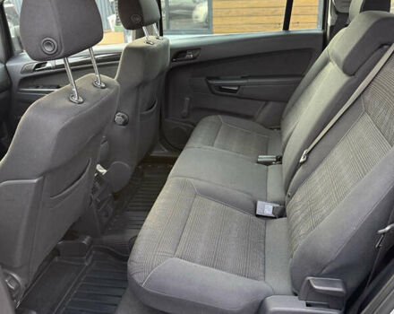 Серый Опель Зафира, объемом двигателя 1.8 л и пробегом 190 тыс. км за 7799 $, фото 15 на Automoto.ua