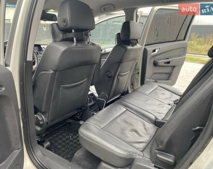 Сірий Опель Зафіра, об'ємом двигуна 1.7 л та пробігом 238 тис. км за 8000 $, фото 10 на Automoto.ua