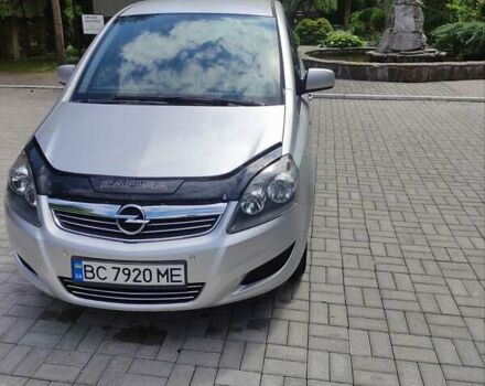 Серый Опель Зафира, объемом двигателя 1.6 л и пробегом 187 тыс. км за 7700 $, фото 1 на Automoto.ua