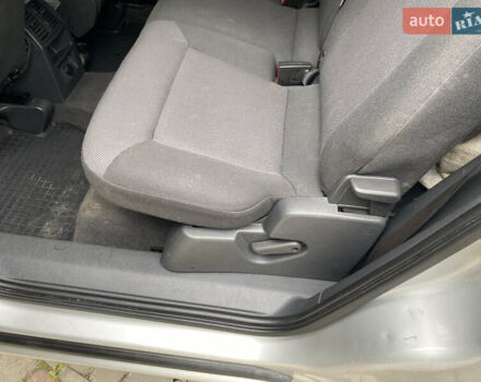 Серый Опель Зафира, объемом двигателя 1.69 л и пробегом 257 тыс. км за 6200 $, фото 44 на Automoto.ua