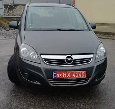 Серый Опель Зафира, объемом двигателя 1.6 л и пробегом 183 тыс. км за 7300 $, фото 11 на Automoto.ua
