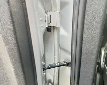 Серый Опель Зафира, объемом двигателя 1.6 л и пробегом 142 тыс. км за 7150 $, фото 27 на Automoto.ua