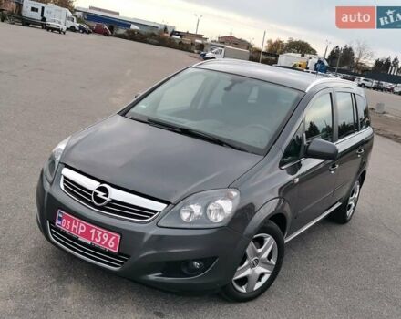 Опель Зафира 2012 в Белой Церкве на Automoto.ua Серый Опель Зафира, объемом двигателя 1.6 л и пробегом 215 тыс. км за 7500 $, фото 3 на Automoto.ua
