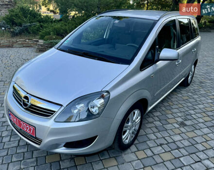 Сірий Опель Зафіра, об'ємом двигуна 1.8 л та пробігом 202 тис. км за 8550 $, фото 6 на Automoto.ua
