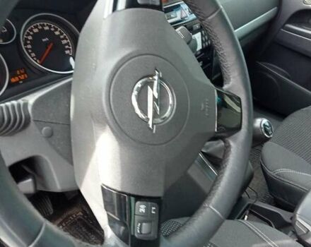 Серый Опель Зафира, объемом двигателя 1.8 л и пробегом 170 тыс. км за 7300 $, фото 9 на Automoto.ua