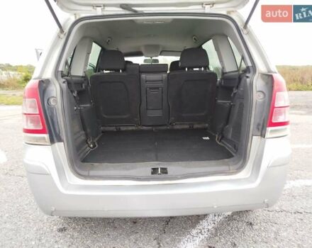 Серый Опель Зафира, объемом двигателя 1.49 л и пробегом 230 тыс. км за 6800 $, фото 15 на Automoto.ua