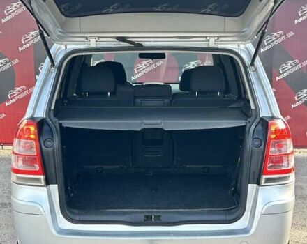 Сірий Опель Зафіра, об'ємом двигуна 1.6 л та пробігом 173 тис. км за 8300 $, фото 10 на Automoto.ua