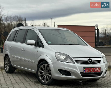 Серый Опель Зафира, объемом двигателя 1.7 л и пробегом 192 тыс. км за 7890 $, фото 76 на Automoto.ua