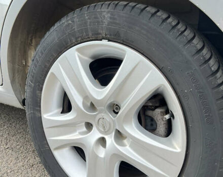 Серый Опель Зафира, объемом двигателя 1.6 л и пробегом 142 тыс. км за 7150 $, фото 36 на Automoto.ua