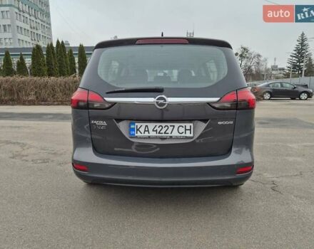 Серый Опель Зафира, объемом двигателя 1.96 л и пробегом 224 тыс. км за 10500 $, фото 14 на Automoto.ua