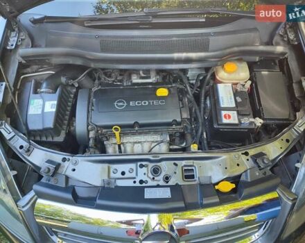 Опель Зафира 2012 в Смеле на Automoto.ua Серый Опель Зафира, объемом двигателя 1.6 л и пробегом 123 тыс. км за 7600 $, фото 4 на Automoto.ua