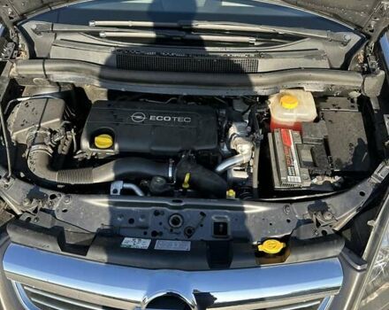 Серый Опель Зафира, объемом двигателя 1.7 л и пробегом 196 тыс. км за 7600 $, фото 16 на Automoto.ua