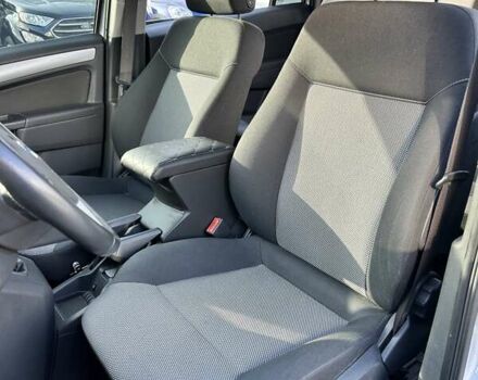 Серый Опель Зафира, объемом двигателя 1.6 л и пробегом 173 тыс. км за 8300 $, фото 26 на Automoto.ua